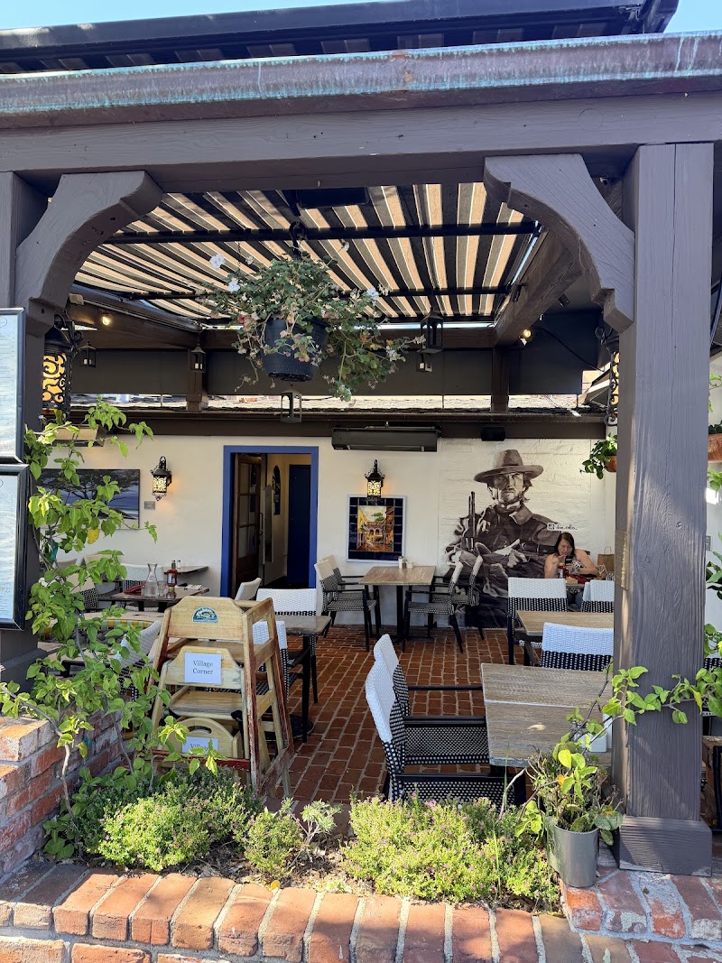 Village Corner Bistro, Carmel By The Sea