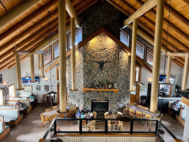 Snipes Mountain Restaurant & Tap House, Snipes Mountain