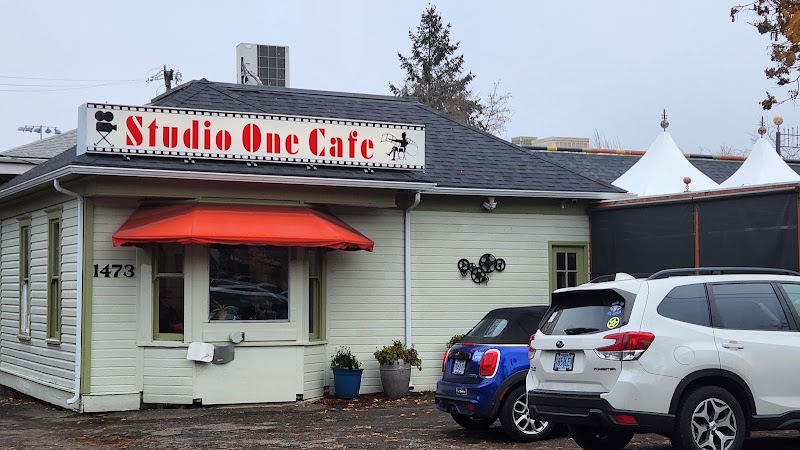 Studio One Café, Eugene