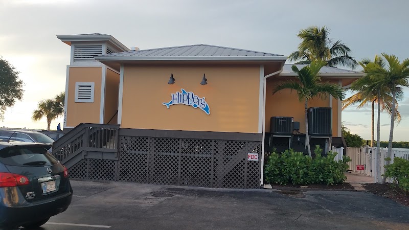 Flippers, Fort Myers