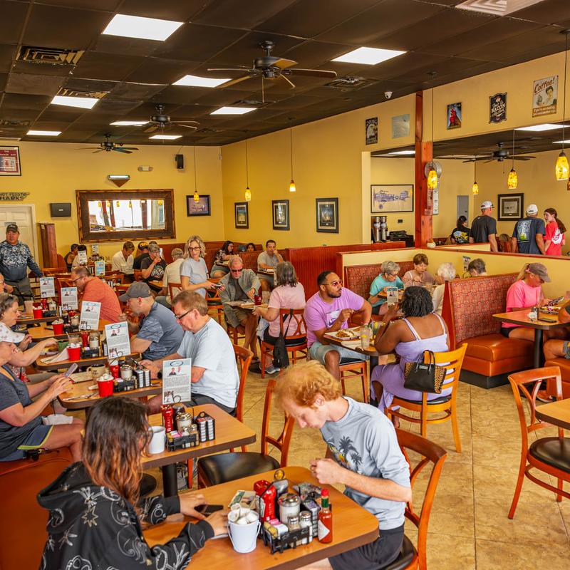 Cracked Egg Diner, Daytona Beach