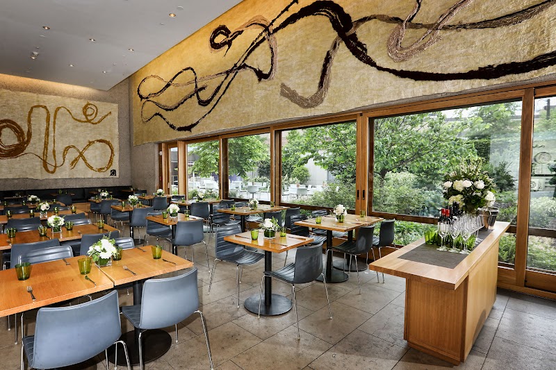 The Garden Restaurant Cafe at the Barnes Foundation, Philadelphia