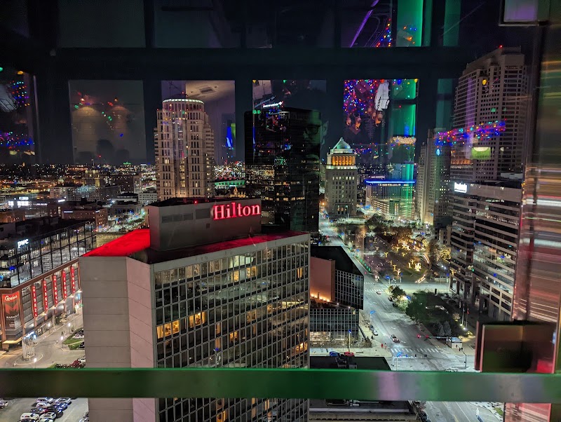 360 Rooftop Bar, Gateway Arch