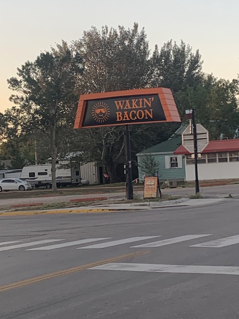 Wakin' Bacon, Badlands