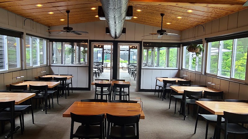 Pies & Pints - Fayetteville, WV, New River Gorge
