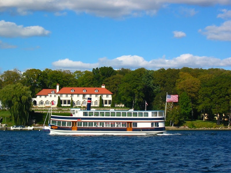 Lake Geneva Cruise Line, Lake Geneva