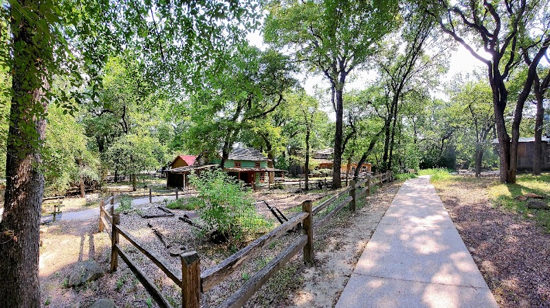 Log Cabin Village, Fort Worth