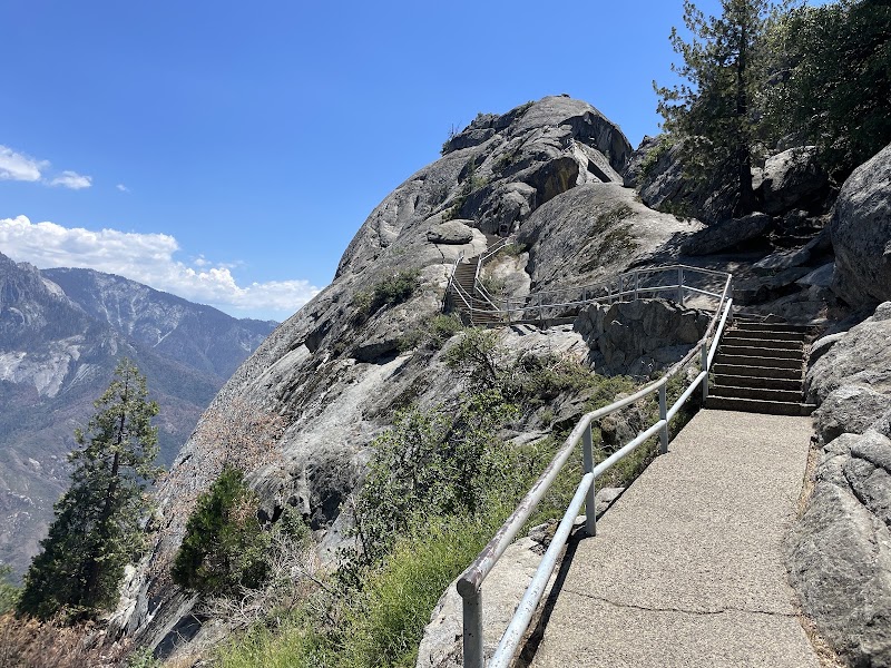 Moro Rock Trail, Sequoia