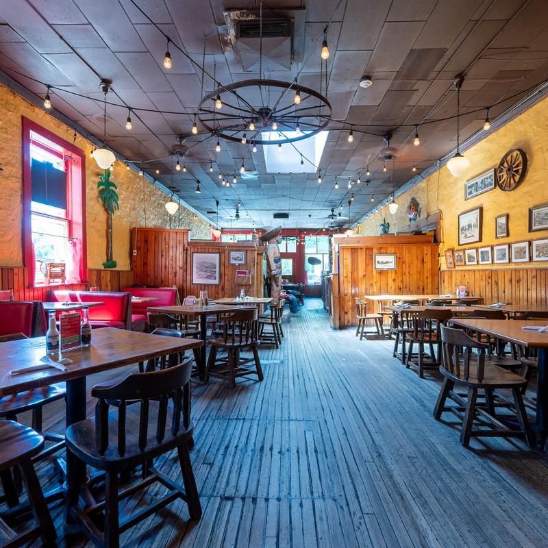 Morrison Inn, Denver