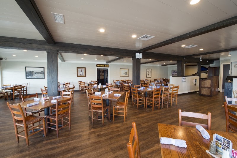Hudson's Seafood House On The Docks, Hilton Head