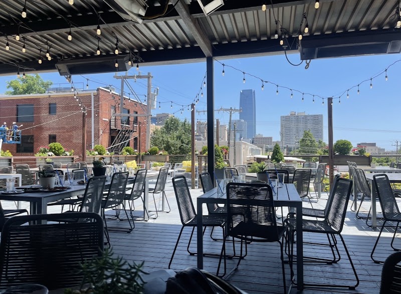 The Hall's Pizza Kitchen, Oklahoma City