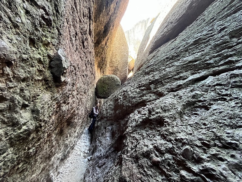 Balconies Cave, Pinnacles