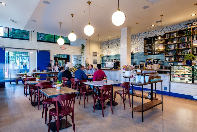 Ellie's, Providence