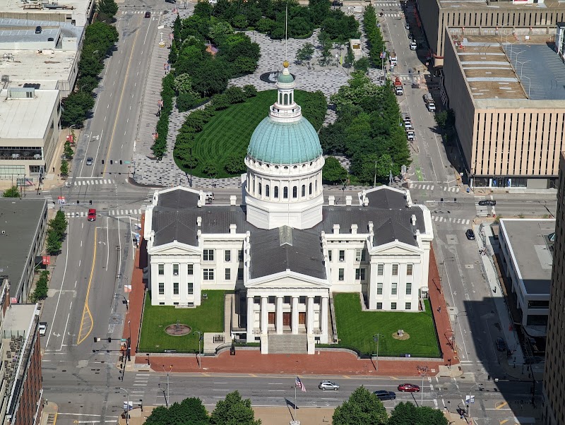 Old Courthouse, Gateway Arch