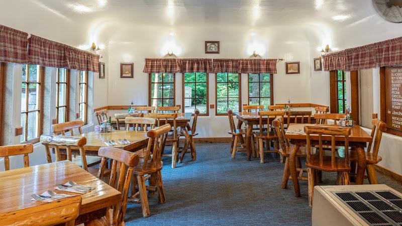 Beckie’s Café, Crater Lake
