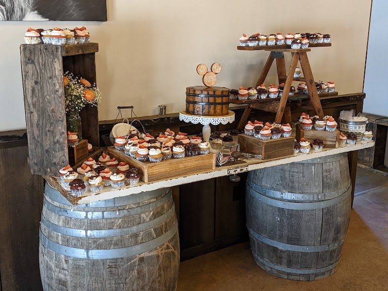 Heavenly Bakery, Pinnacles